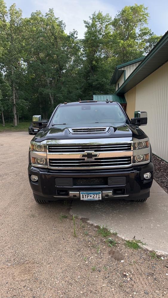 Tow Mirror Replacement Marker Lights - Customer Photo From Chase Anderson