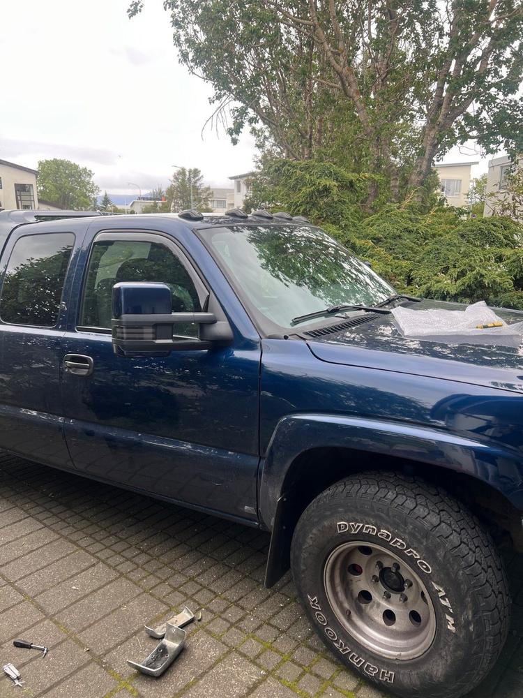 GM Tow Mirror Caps - Silverado & Sierra - Customer Photo From Kristjan Zoega PlayAirlines