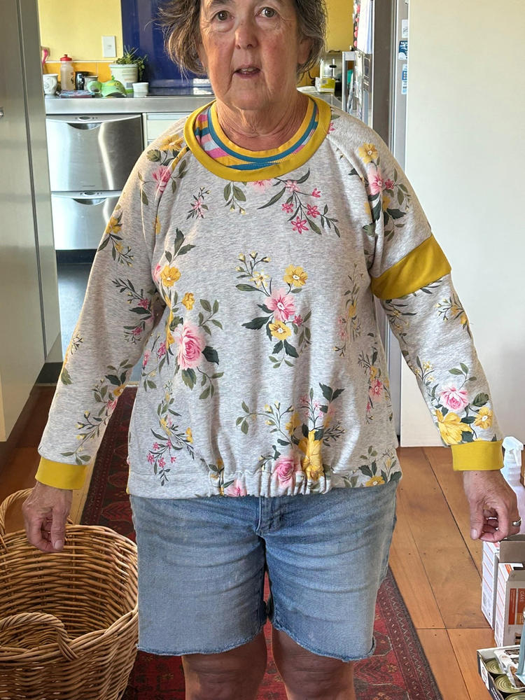 Fantail Shirt & Sweatshirt - Customer Photo From Colleen Youngquest