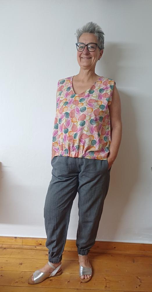 Pattern Bundle - Fantail tank and sweatshirt - Customer Photo From Ute Gilles