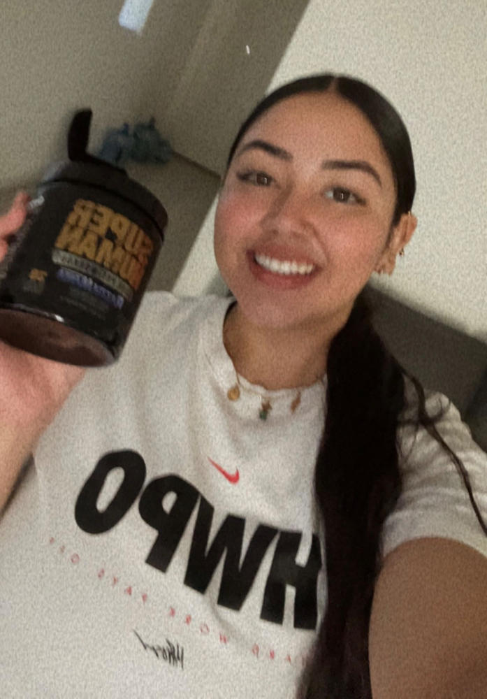 SUPERHUMAN® CORE - PRE-WORKOUT PERFORMANCE ESSENTIALS - Customer Photo From Ebony Magana