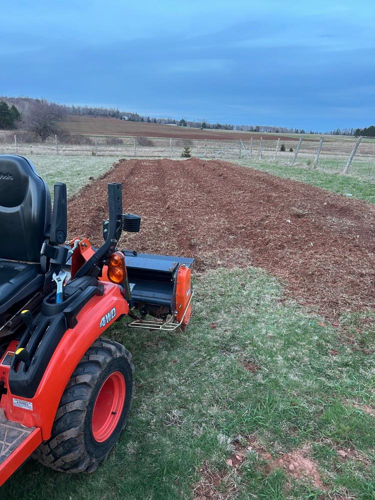 TMG Industrial 48” 3-Point Hitch Rotary Tiller, 18-30 HP Sub-Compact, 3-½” Tilling Depth, PTO Shaft Included, Category 1 Hookup, TMG-RT120 - Customer Photo From Matt Oosting