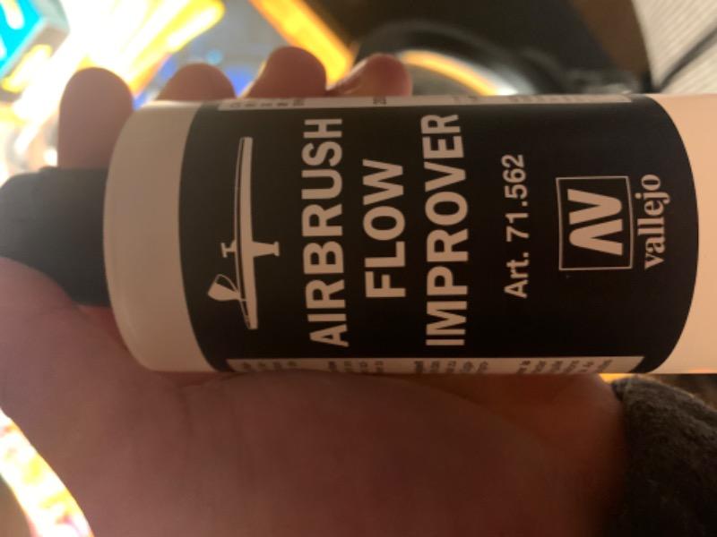 Airbrush Flow Improver 200ml by Vallejo 71562