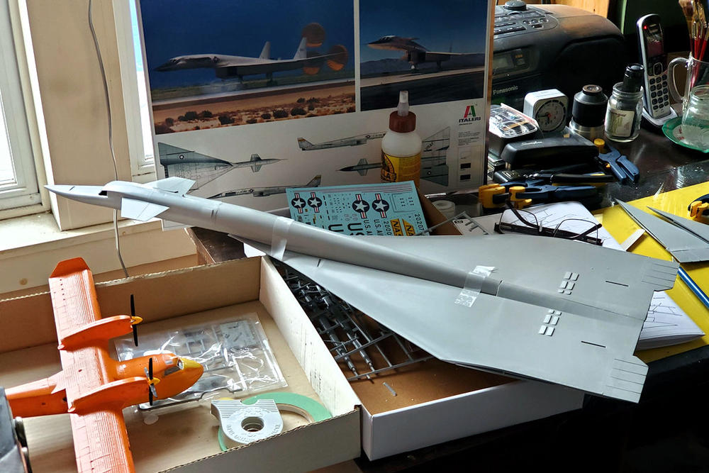 Italeri XB-70 Valkyrie 1/72 Scale 1282 • Canada's largest selection of ...