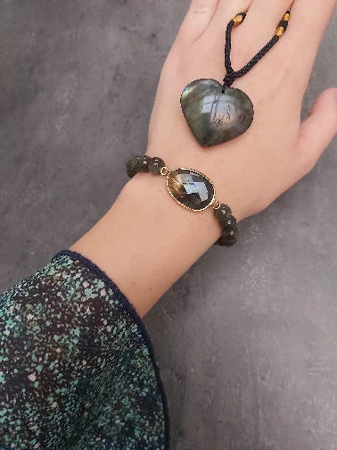Bracelet Cosmos de Labradorite - Customer Photo From Metthia