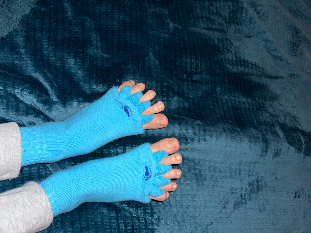 Happy Feet Original Foot Alignment Socks Size Medium Women 7-9 Men 5-8 New