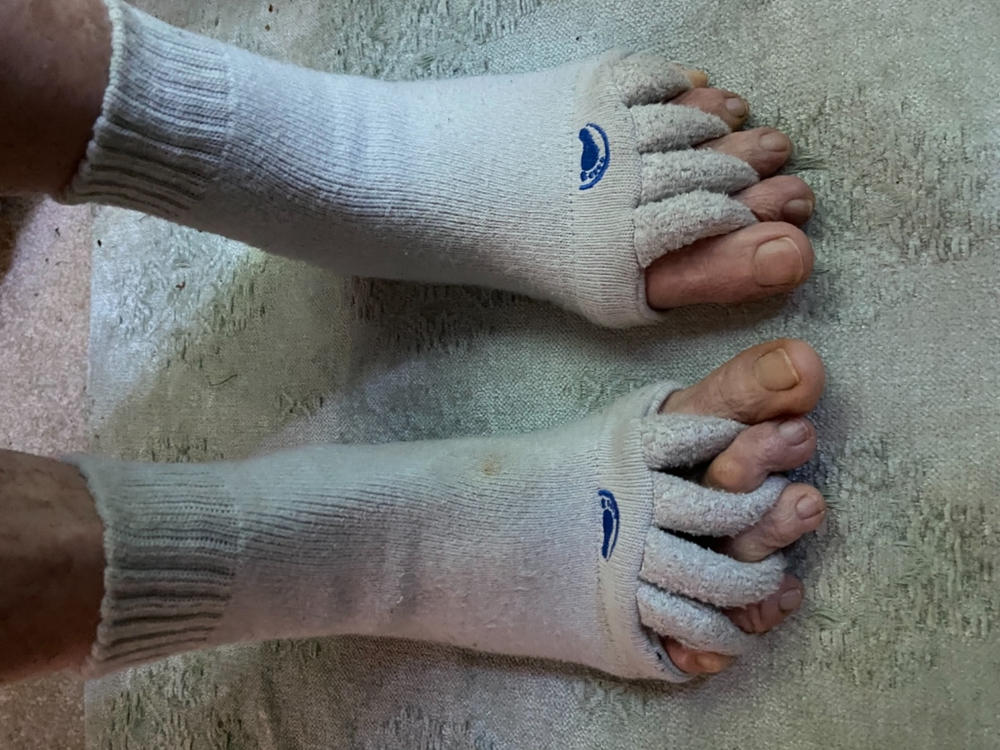 Light Grey Foot Alignment Socks - Customer Photo From Sharon Rose