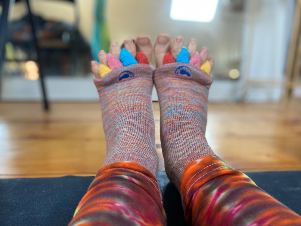 Charcoal Color Foot Alignment Socks - Customer Photo From Lyndsay Dean