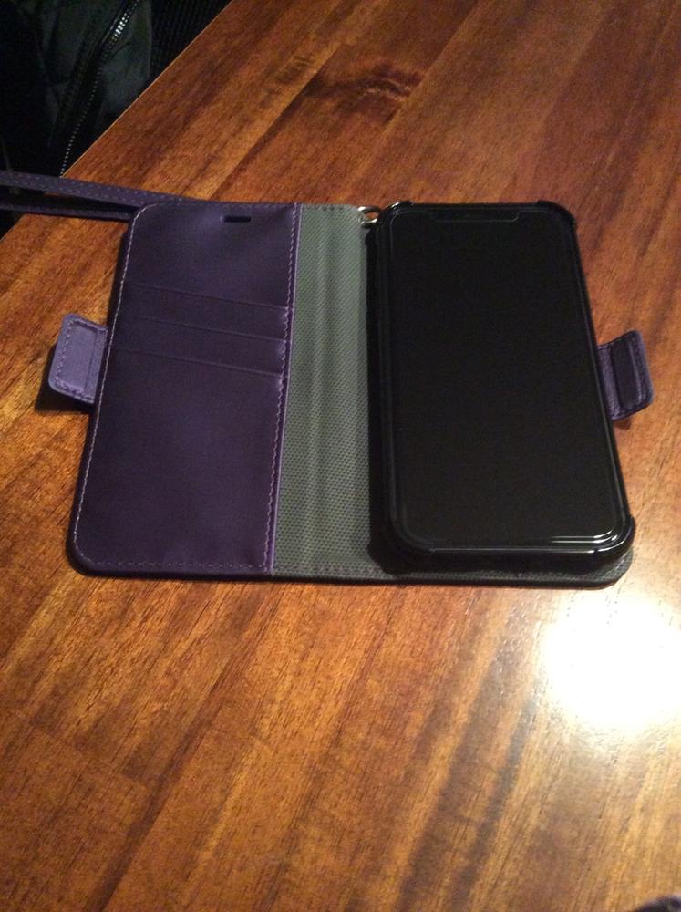 DefenderShield iPhone 11 Series EMF Protection + Radiation Blocking Case in Black | Vegan Leather - Customer Photo From Toni L.