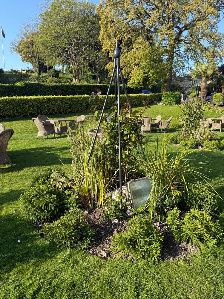 Pyramid Frame - Customer Photo From John ..