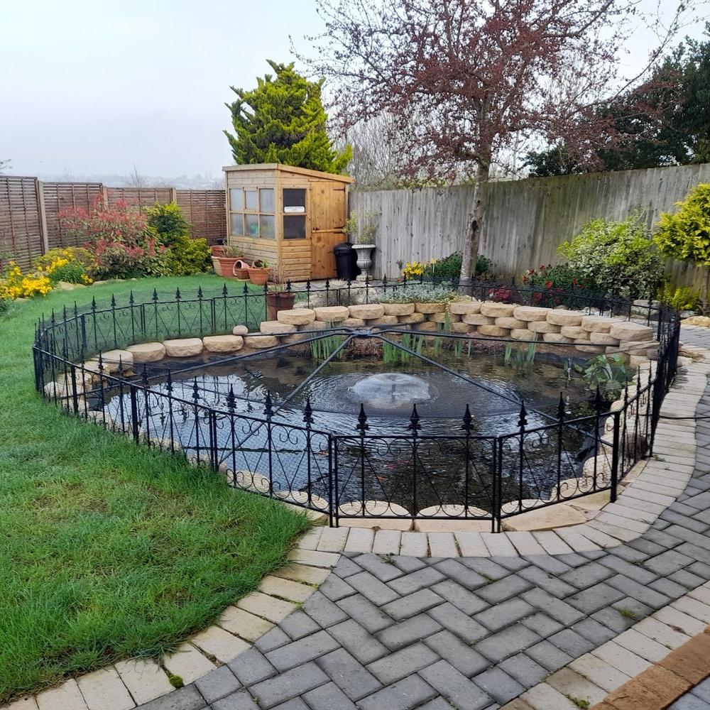 Universal Pond Cover - Customer Photo From Tracey S.