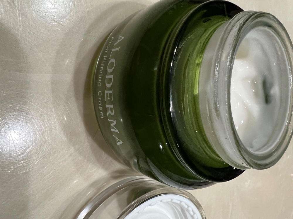 Aloe Firming & Rejuvenating Cream - Customer Photo From Anonymous