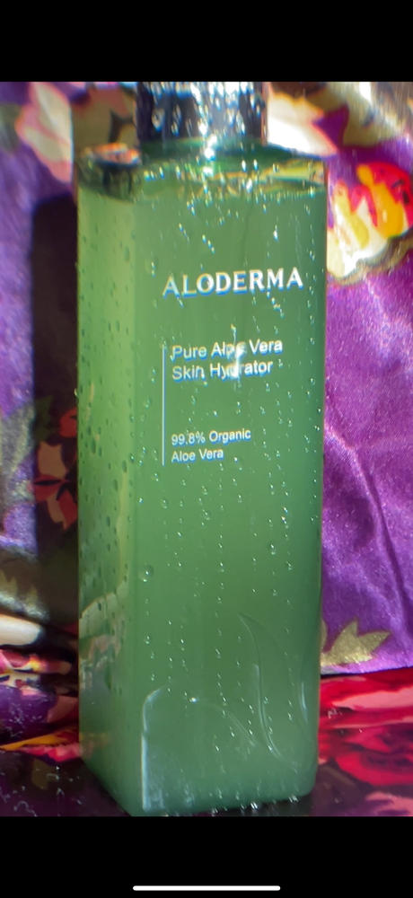 Pure Aloe Vera Skin Hydrator - 99.8% Organic Aloe - Customer Photo From Emely Castillo