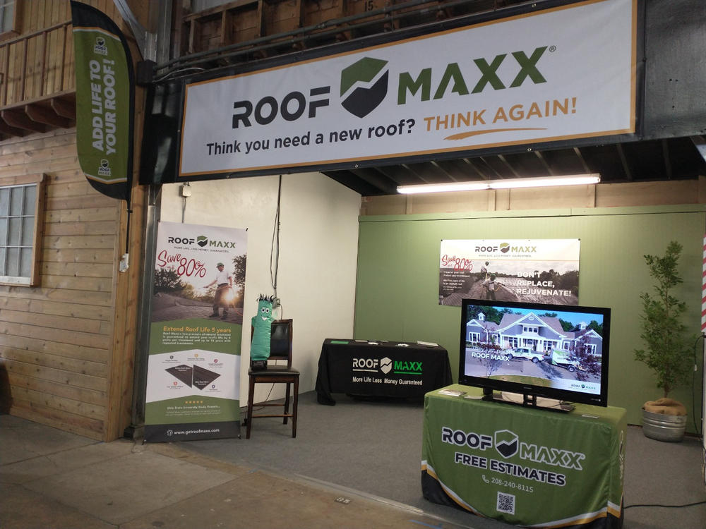 Custom Vinyl Banner - Customer Photo From Felicia Humphreys