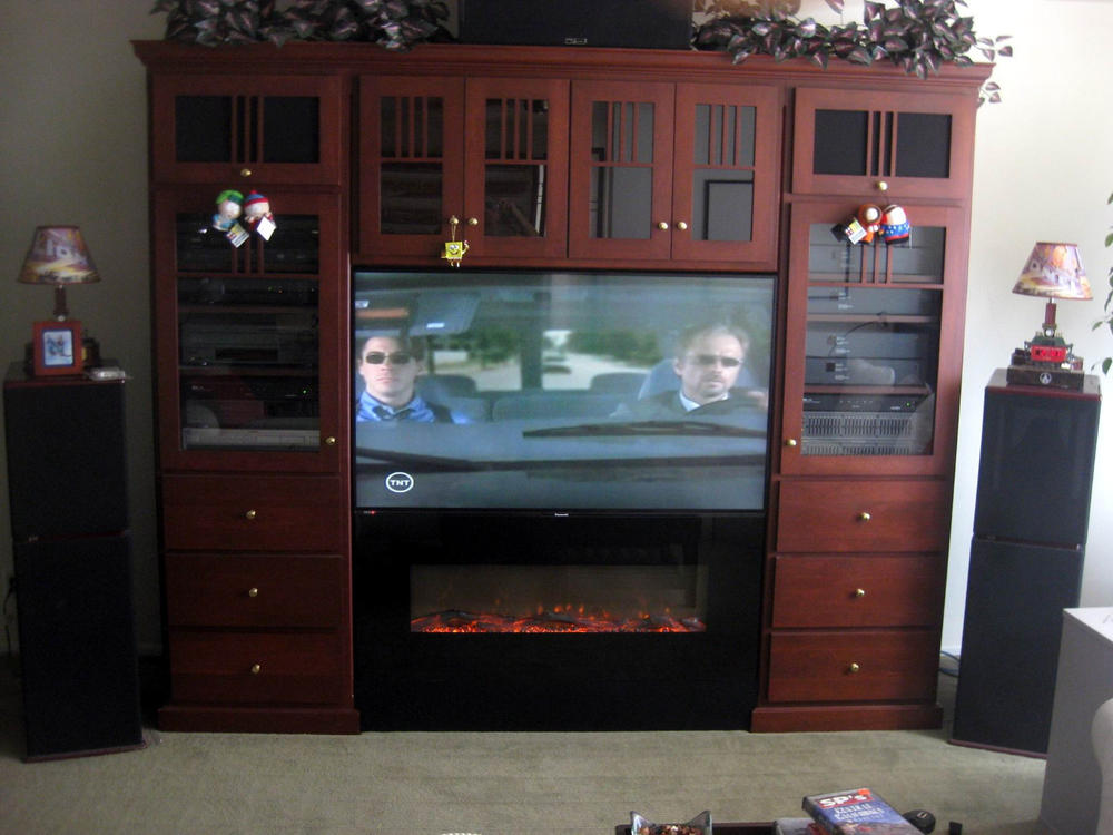 The Onyx Mirror Glass 80008 50 Inch Wall Mounted Electric Fireplace - Customer Photo From Glenn Saber