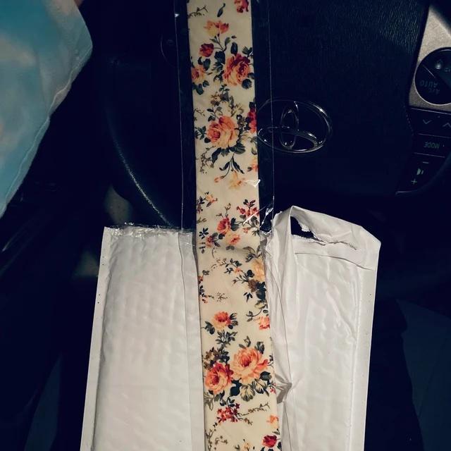 Cream Floral Skinny Tie + Gift Box - Customer Photo From Jayden