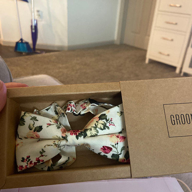 Cream Floral Bow Tie + Gift Box - Customer Photo From Vanessa