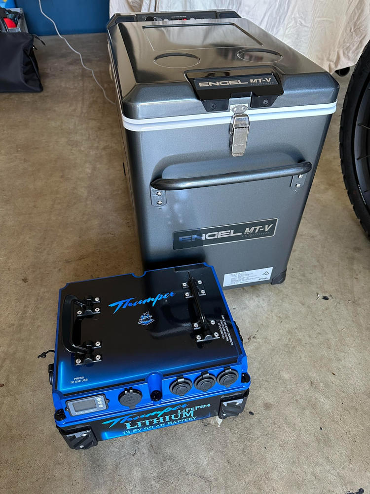 Thumper Lithium 60 AH Battery Pack | Incl. IN-LINE 8 Amp DC charger to charge from Cigarette socket! - Customer Photo From Philip Robinson