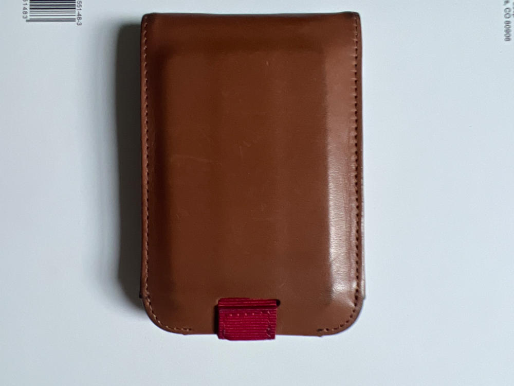 Wally Bifold - Men's Slim Minimalist Leather Wallet | Distil Union