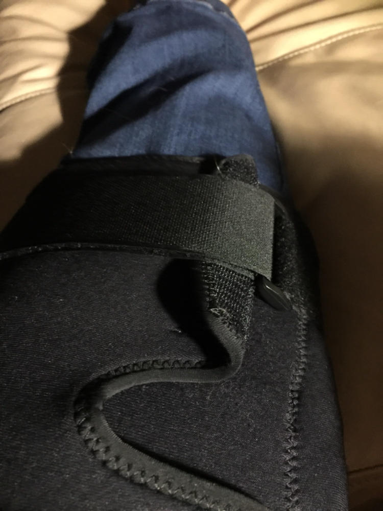Bariatric Plus Size Hinged Knee Brace | Wraparound Meniscus & Joint Support with Stability Straps - Customer Photo From Corrinne Lusk