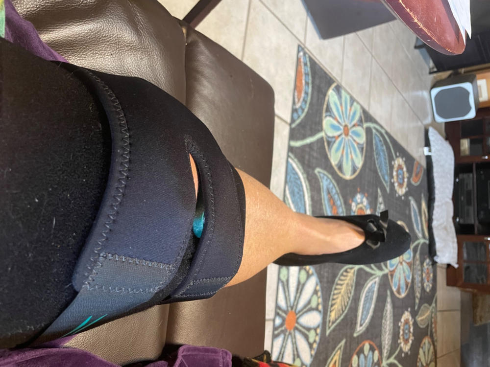 J Patella Stabilizing Knee Brace | Medial or Lateral Support for Subluxation and Dislocation - Customer Photo From RoseAnn Hill