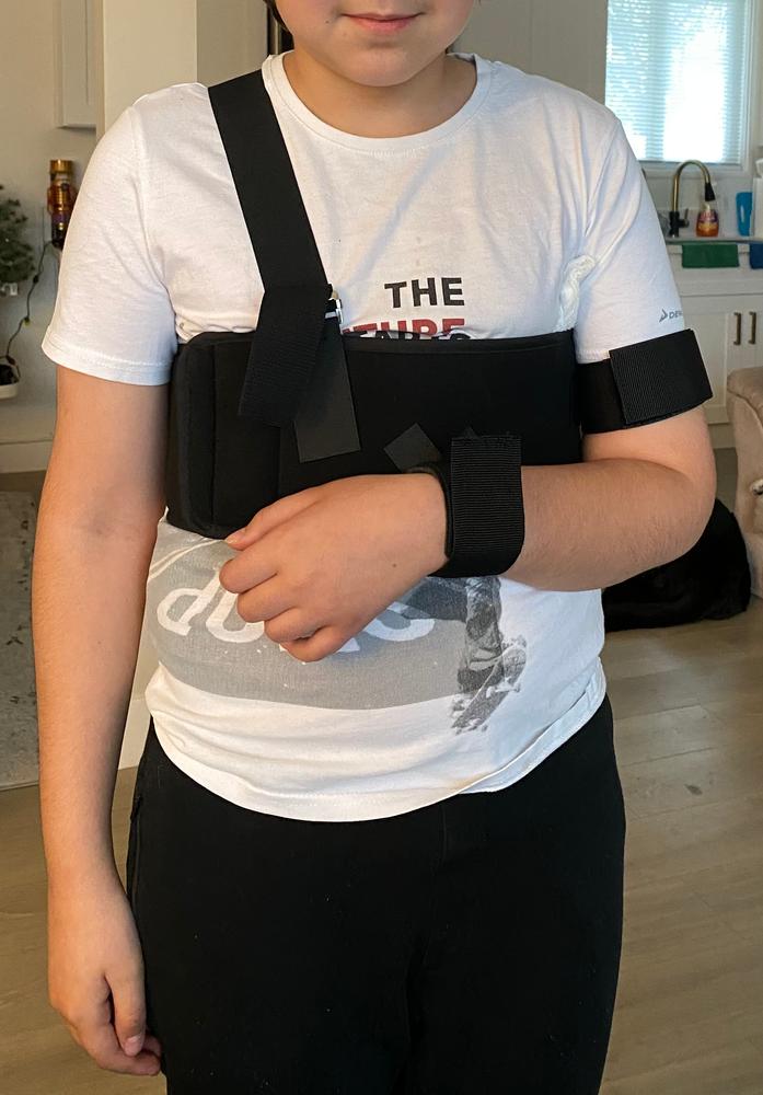 Pediatric Shoulder Immobilizer Arm Sling for Kids and Children - Customer Photo From Galina