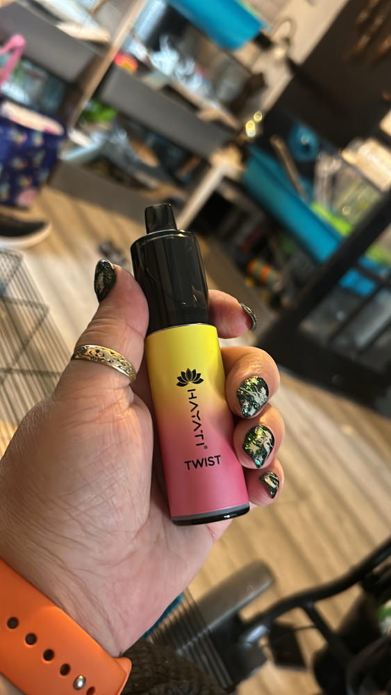 Hayati Twist 5000 Disposable Pod Kit - Customer Photo From Maria Fragoulis