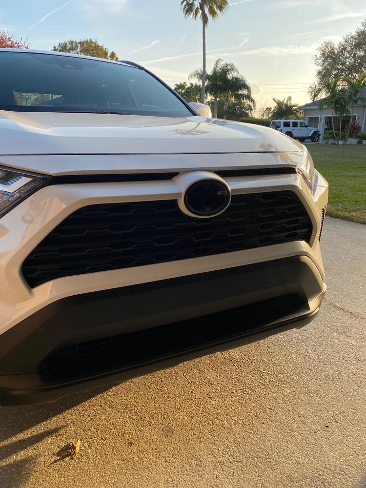 Toyota RAV4 (2019+  ) Front Emblem Cover - Customer Photo From Chuck Steinmann