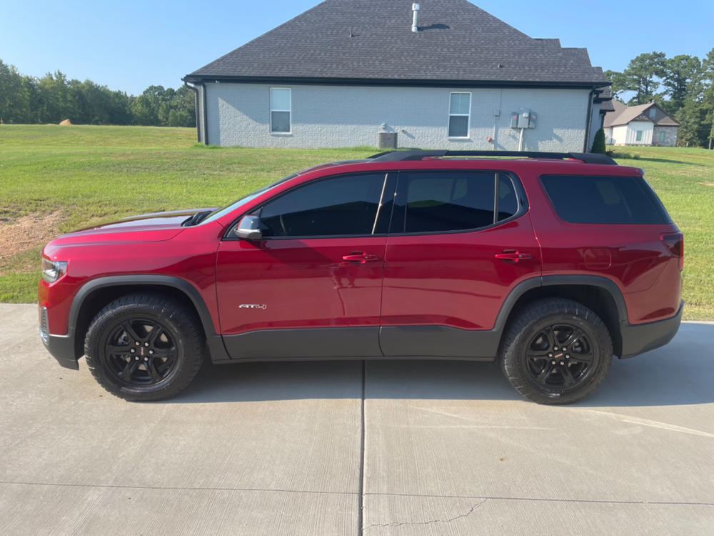 GMC Acadia (2020+  ) Rear Bumper Guard - Customer Photo From Shawn Dougherty