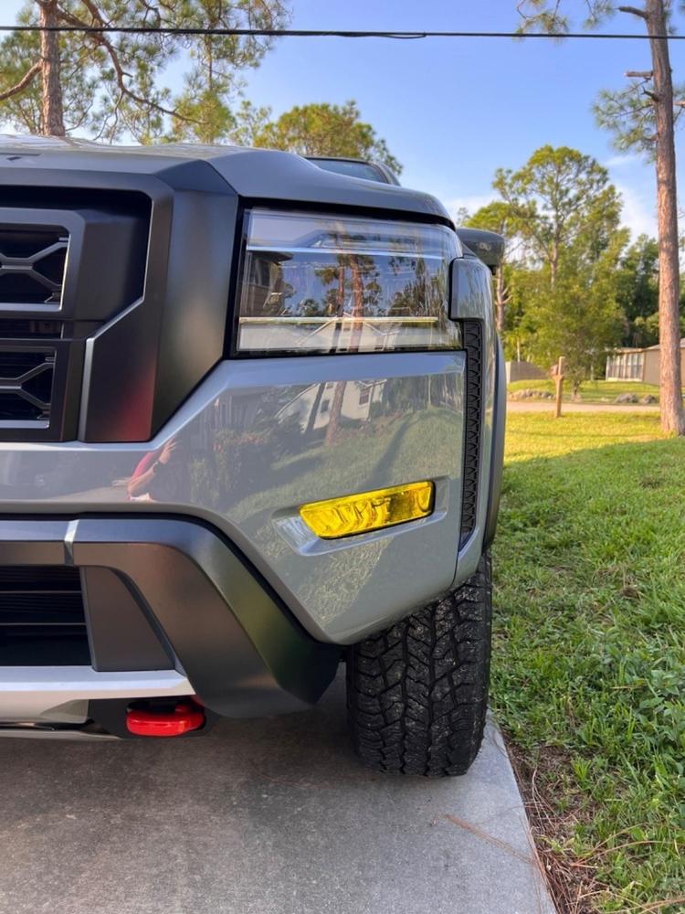 Nissan Frontier Pro 4X (2022+  ) Fog Light Covers - Customer Photo From Ernesto Rijavec