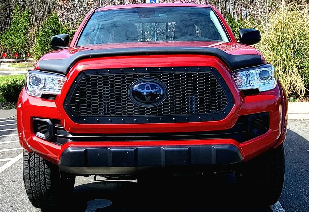 Toyota Tacoma (2016+  ) Front Emblem Cover - Customer Photo From Peter Wing