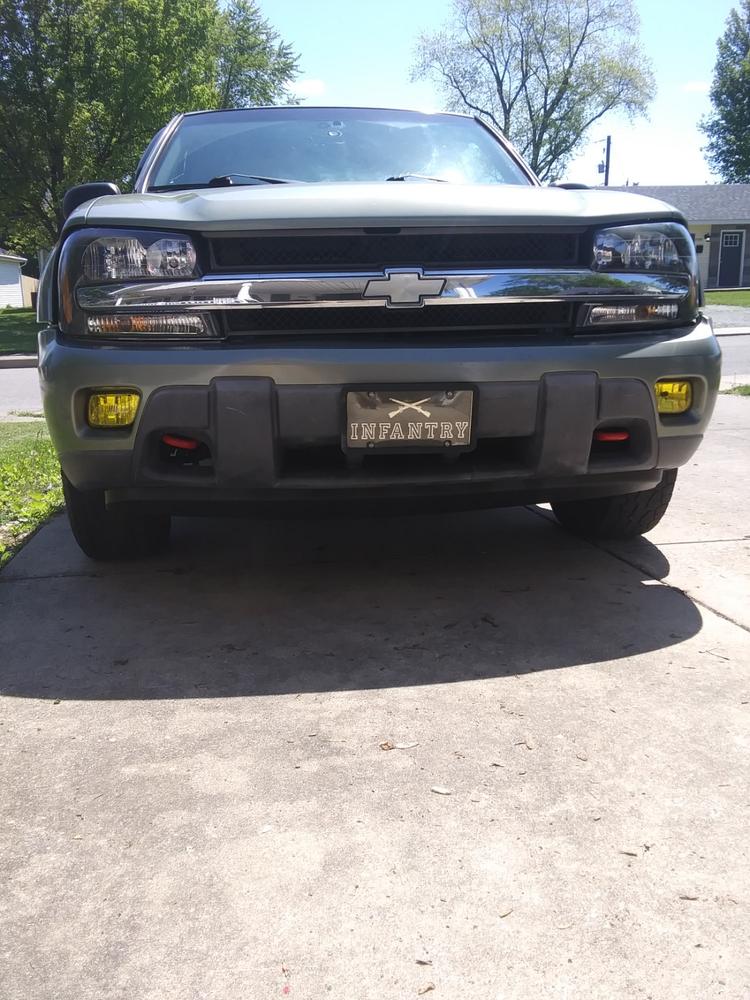 Chevy Trailblazer (02-06) Fog Light Covers - Customer Photo From Anonymous