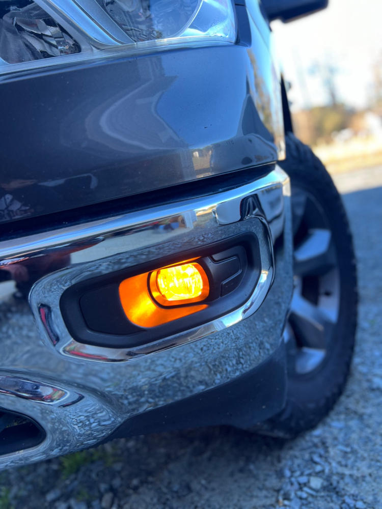 Dodge RAM 1500 (2019+  ) Oval Fog Light Covers - Customer Photo From Alex Hernandez