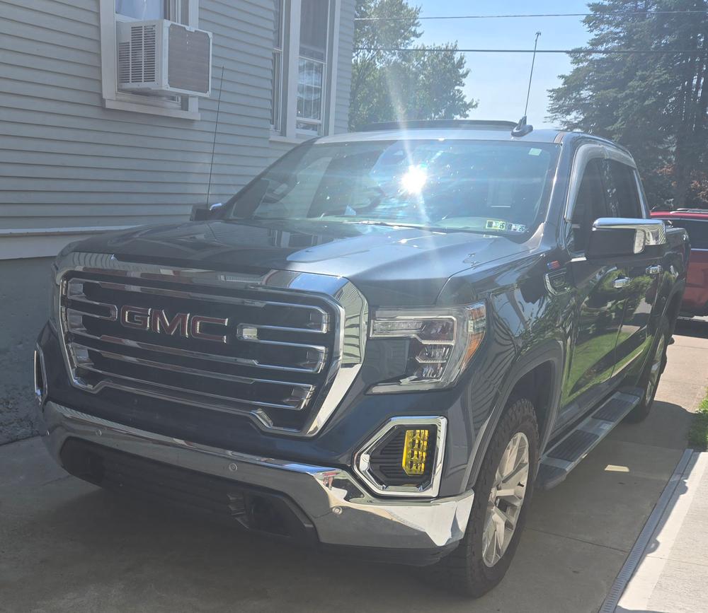 GMC Sierra 1500 (2019-2021) Fog Light Covers - Customer Photo From Joe Martines