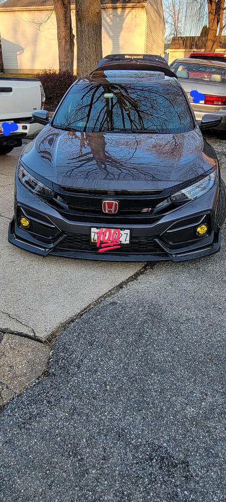 Honda Civic Sedan (16-21) Fog Light Covers - Customer Photo From Diego Garcia
