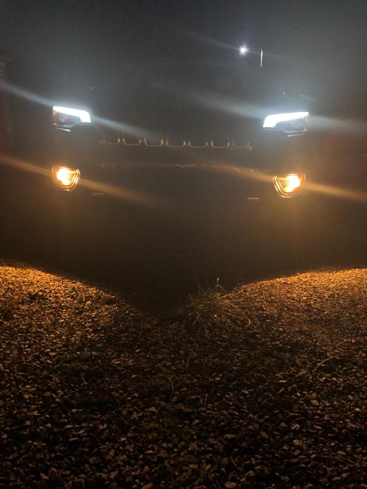 Jeep Cherokee (2019+ ) Fog Light Covers - Customer Photo From Jeremy 