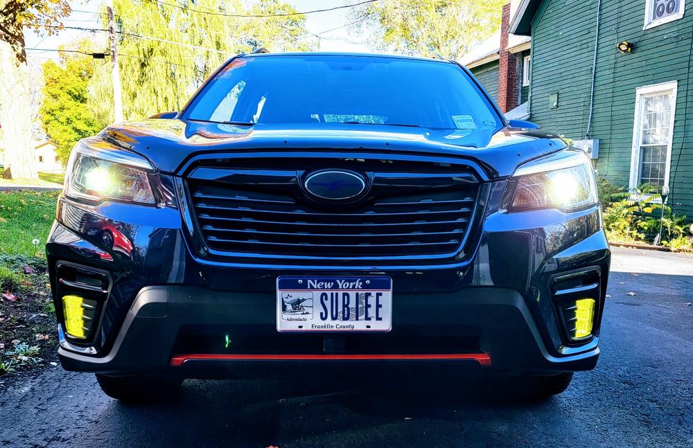 Subaru Forester (19-  ) Fog Light Covers - Customer Photo From Albert Grytebust