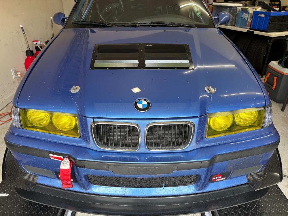 BMW 3-Series (92-99) US Headlight Covers - Customer Photo From Kris Straw