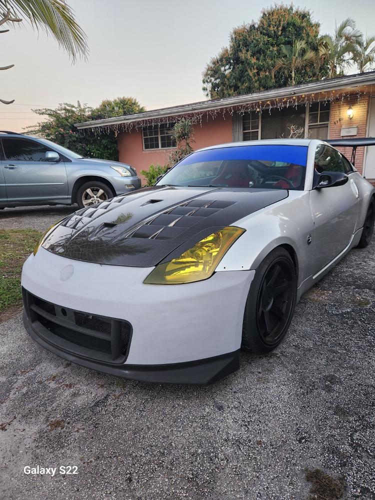 Nissan 350Z (03-06) Headlight Covers - Customer Photo From nicholas cheng