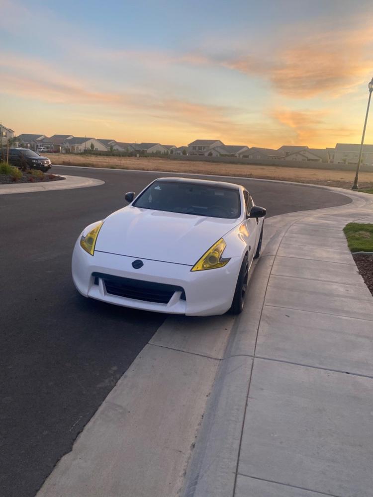 Nissan 370Z (09-12) Headlight Covers - Customer Photo From Paolo Puente