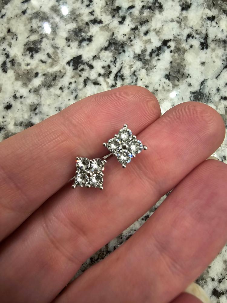 Rae “Brilliance” 18k White Gold Swarovski Stud Earrings - Customer Photo From Hollie H.