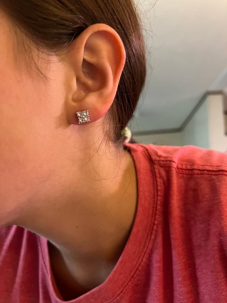 Rae “Brilliance” 18k White Gold Swarovski Stud Earrings - Customer Photo From K.Ray