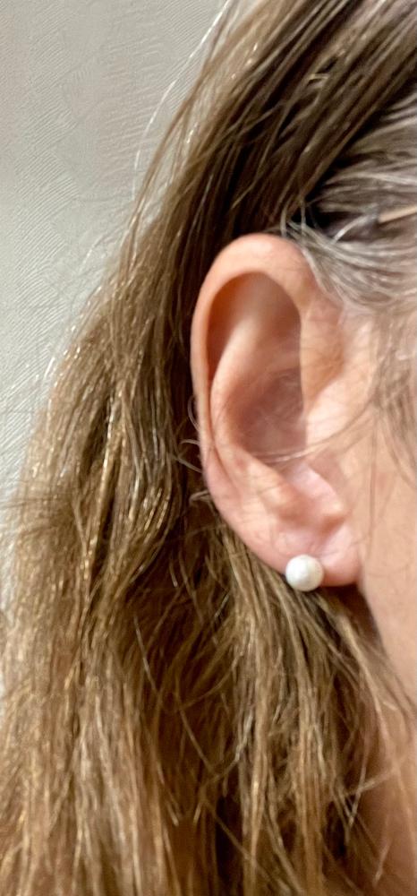 Vivienne “Brave” 18k Gold Plated Pearl Stud Earrings - Fab Friday - Customer Photo From Cindy S.