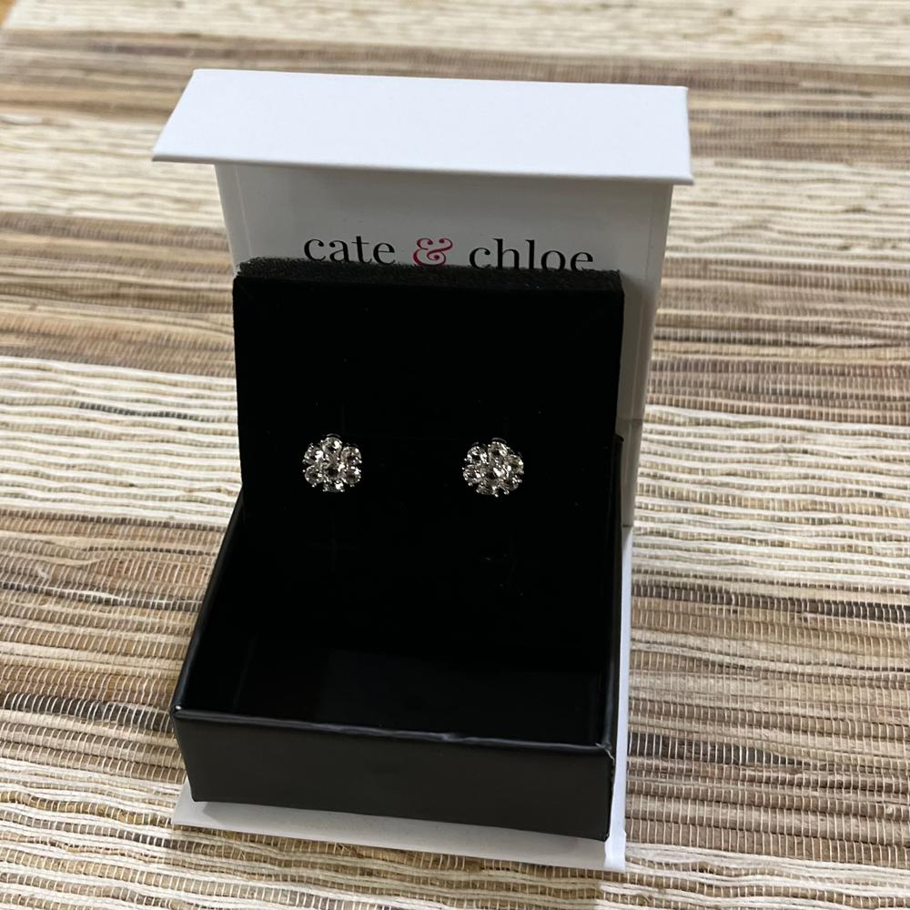 Maggie 18k White Gold Plated Flower Stud Earrings with Crystals - Customer Photo From Justmediana