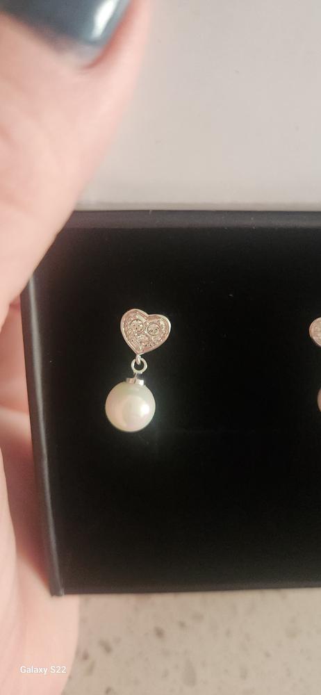 Kenley 18k White Gold Pearl Stud Earrings with Heart Shaped Swarovski Crystals - Customer Photo From Katy J.