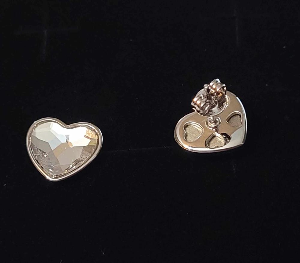 Violet 18k White Gold Plated Heart Crystal Stud Earrings - Customer Photo From kathy