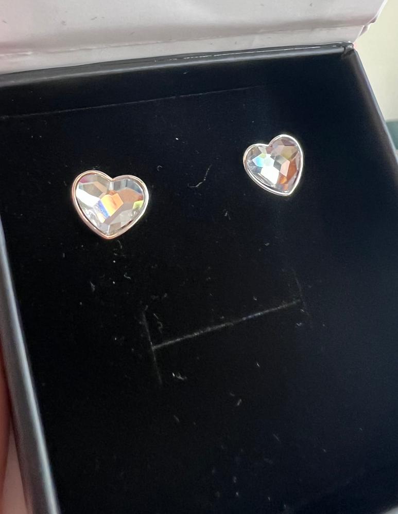 Violet 18k White Gold Plated Heart Crystal Stud Earrings - Customer Photo From MoZo