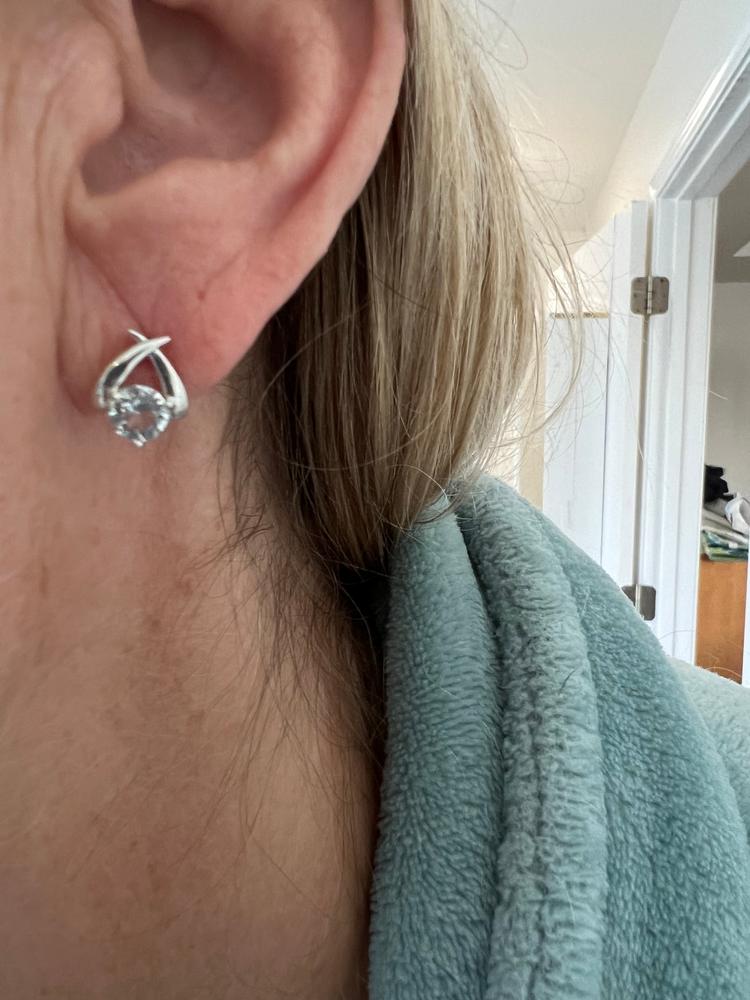 Eloise Modest 18k White Gold Plated Stud Halo Earrings with Solitaire Round Cut Swarovski Crystals - Customer Photo From Jackie 