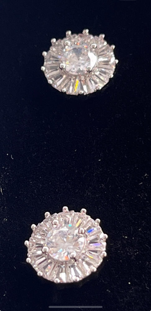 Ellee 18k White Gold Plated Stud Earrings with Simulated Diamond Crystals - Customer Photo From Kylie P.