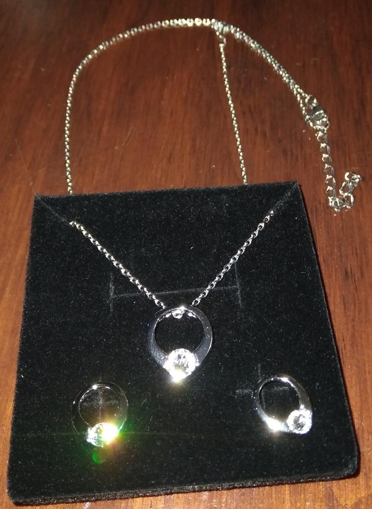 Dahlia “Blossom” 18k White Gold Plated Simulated Diamond Crystal Necklace and Earrings Jewelry Set - Customer Photo From LAR